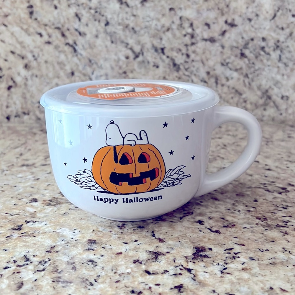 Snoopy Halloween Mug